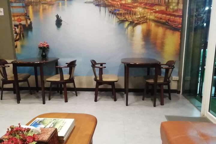 Hotel Interior 10 of 42