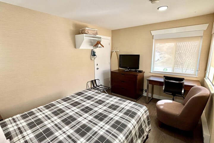 Room 49 of 57