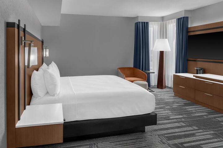 Room 15 of 26