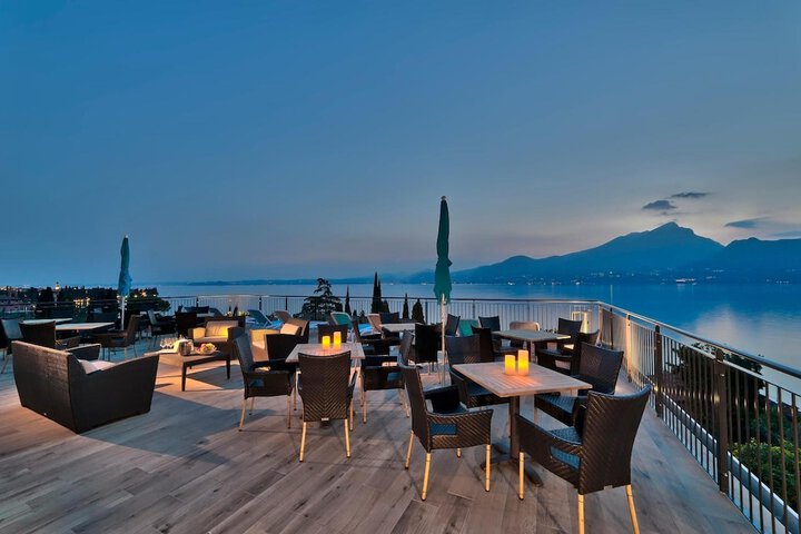 Terrace/Patio 17 of 61