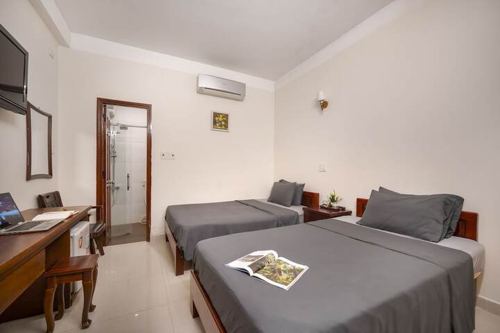 Room 9 of 22
