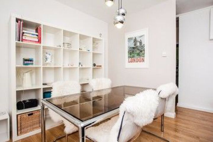 Room 15 of 23