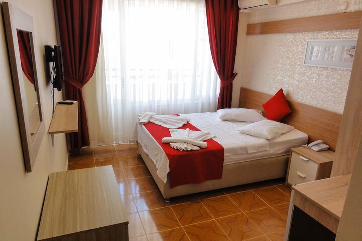 Room 10 of 61