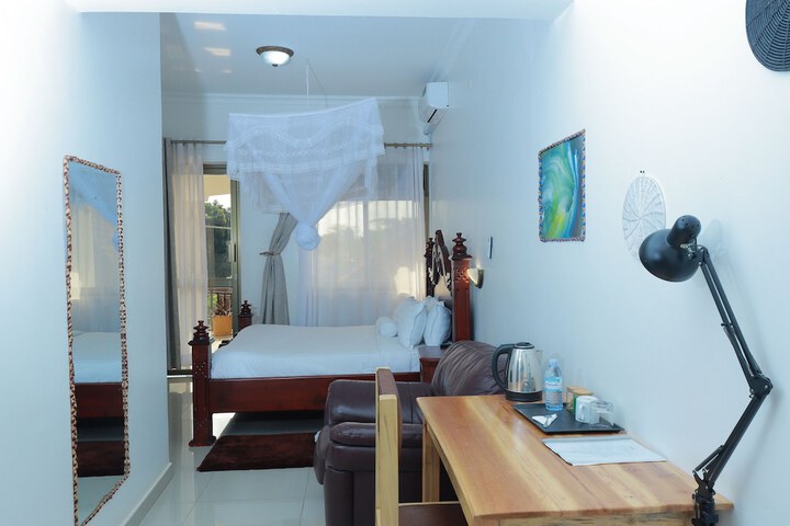 Room 54 of 182