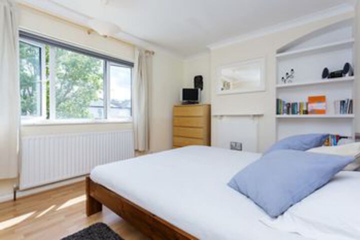 Room 14 of 21