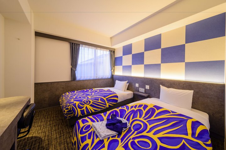 Room 14 of 39