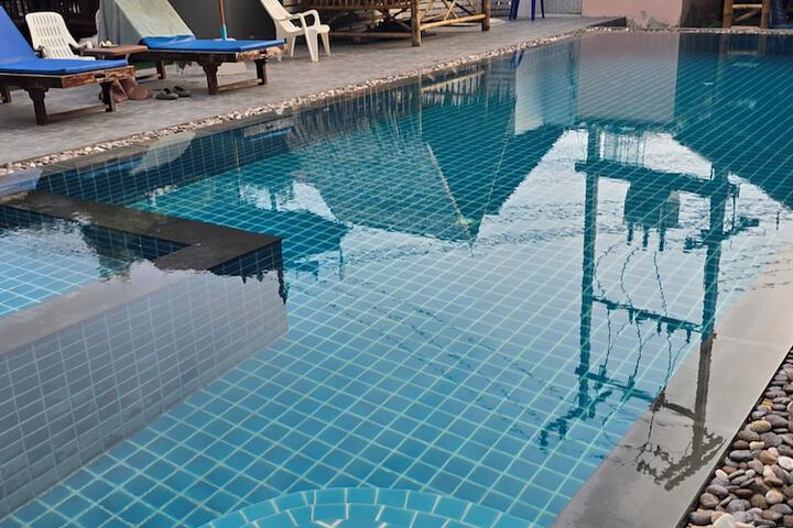 Pool 59 of 84