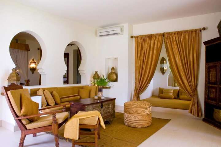 Room 9 of 70