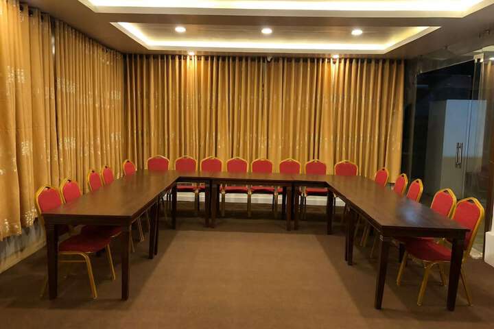 Meeting 52 of 61