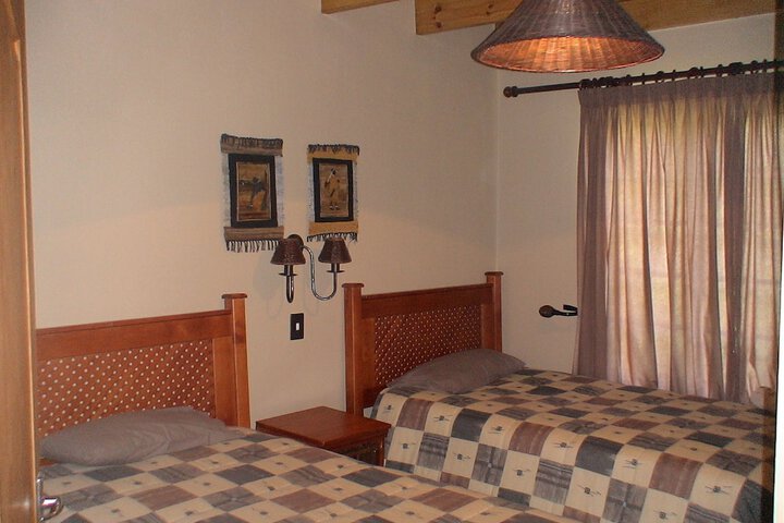Room 6 of 28