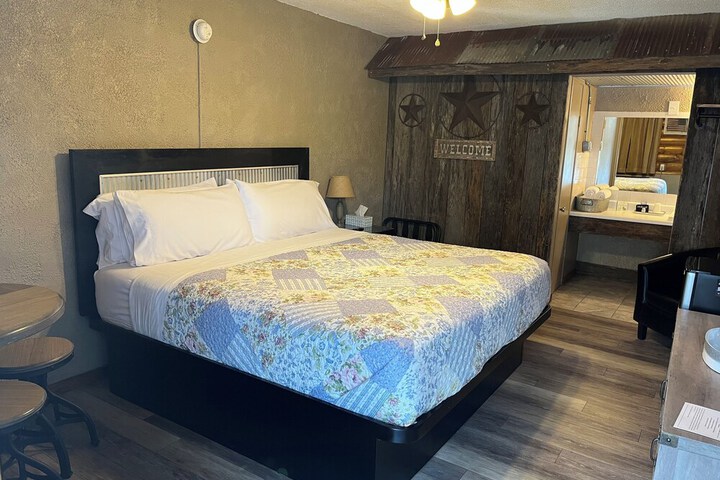 Room 12 of 56