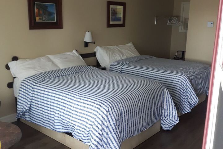 Room 34 of 75