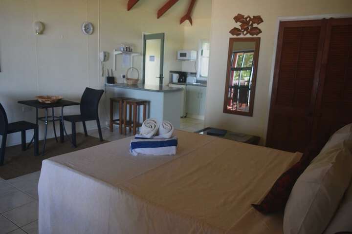 Room 4 of 15