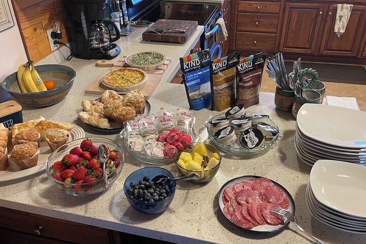 Breakfast/Coffee Service 50 of 61