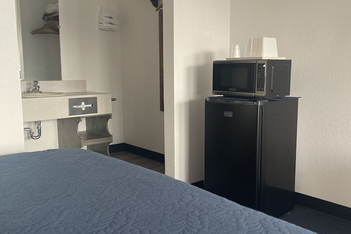 Room 5 of 22