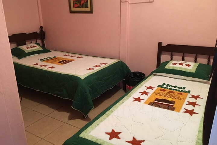 Room 17 of 68
