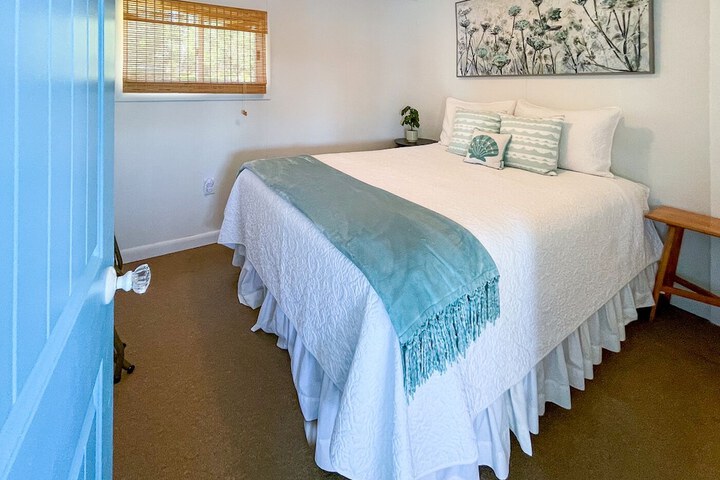 Room 4 of 23