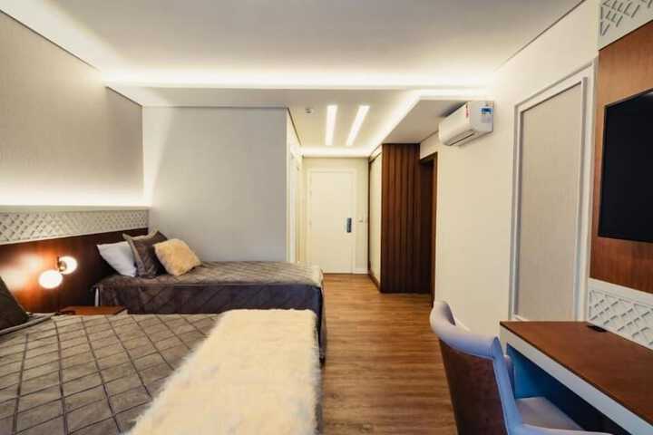 Room 9 of 67