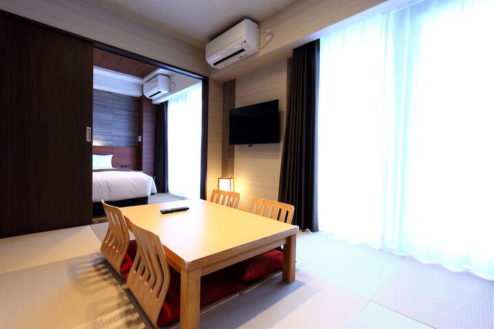Room 11 of 47