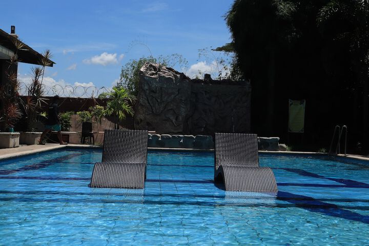 Pool 26 of 39