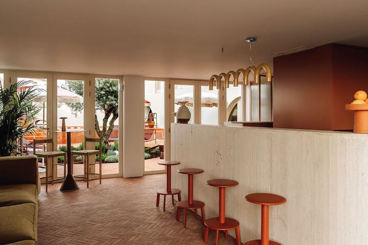 Hotel 60 of 82