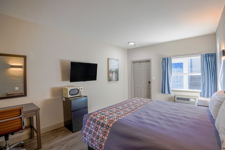 1 King Bed with Kitchenette (65 of 68)