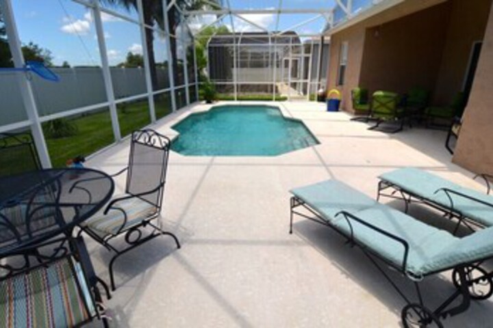 Pool 18 of 29