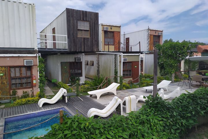 Hotel Entry