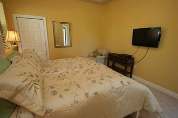 Room 36 of 104