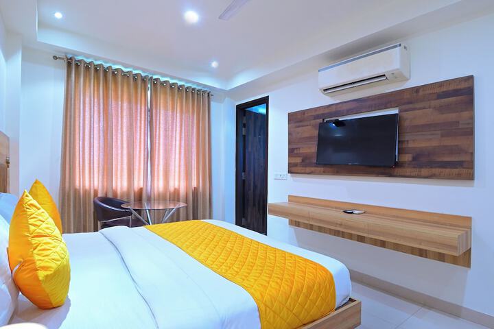 Room 16 of 23