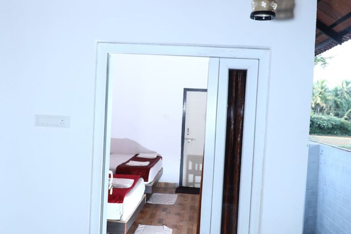 Room 51 of 138