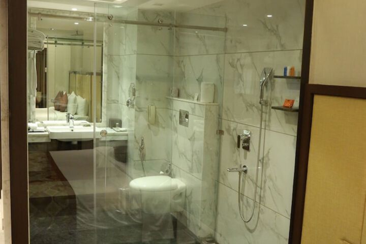Clean Restrooms