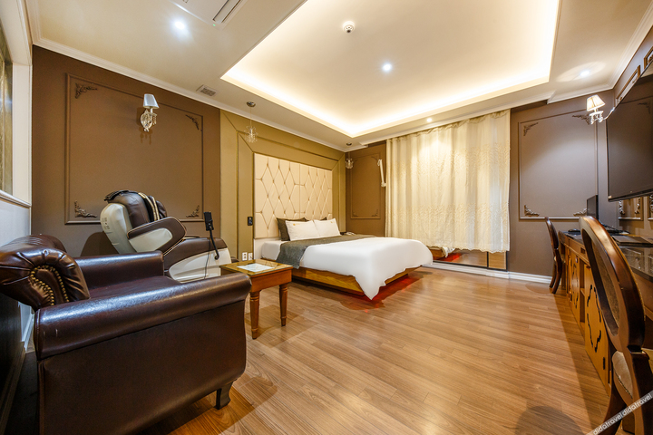 Room 68 of 88