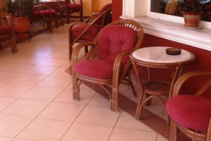 Hotel Interior 4 of 32