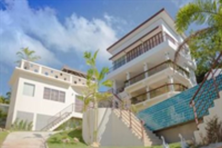 SAMUI TREE TOPS RESORT & POOL