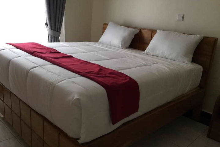 Room 3 of 47