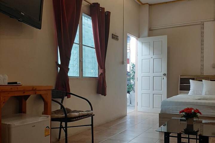 Room 12 of 61