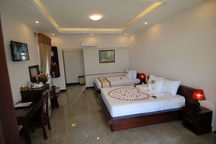 Room 14 of 94