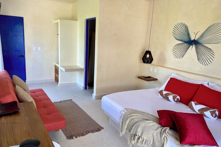 Room 76 of 321