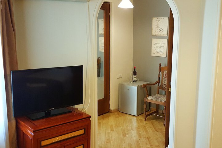 Room 10 of 49