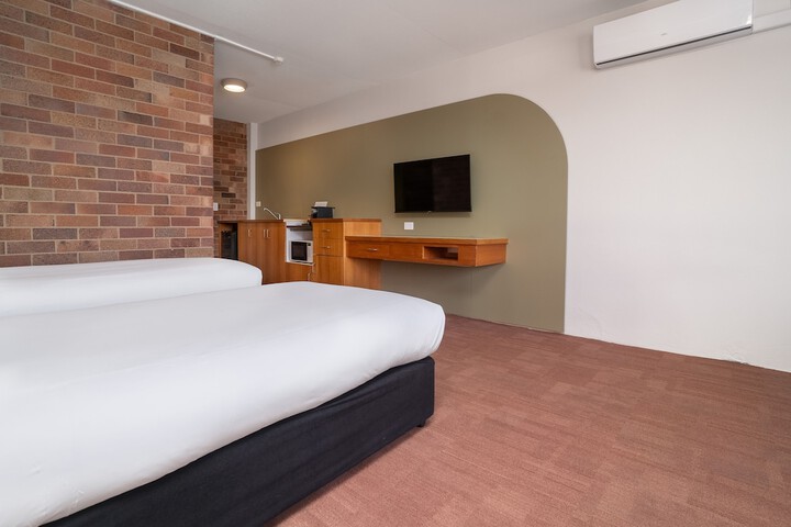 Room 7 of 39