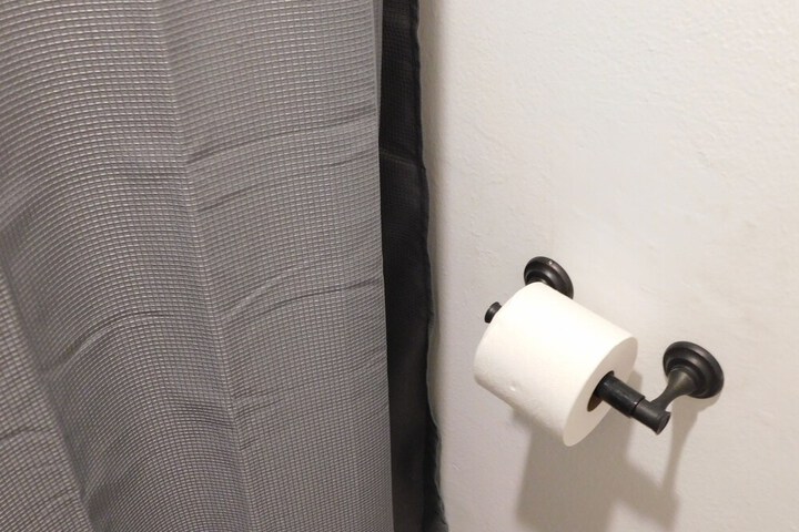 Room 21 of 27