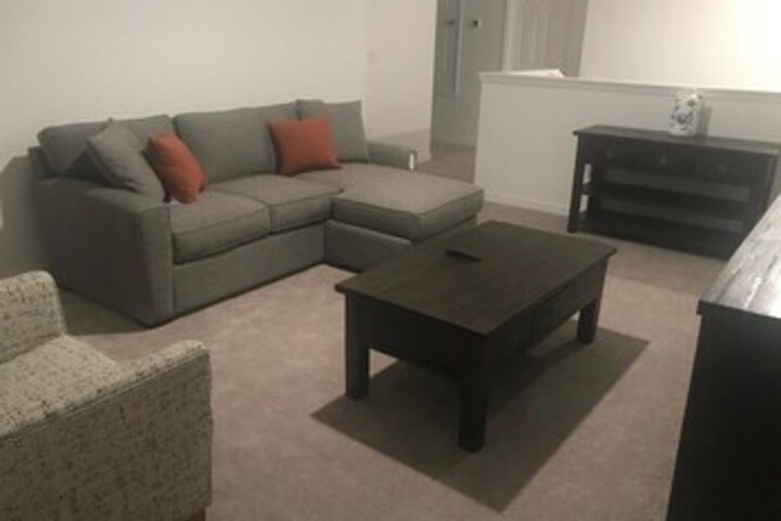 Room 6 of 14