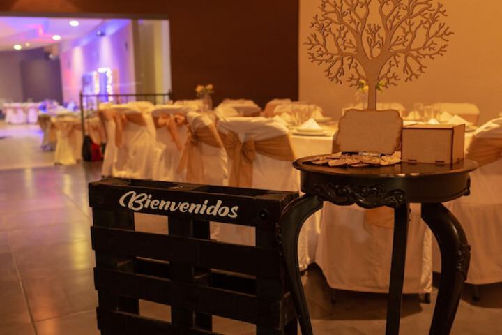 Ballroom/Hall 65 of 85