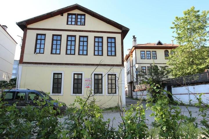 SEBILE HANIM KONAKLARI