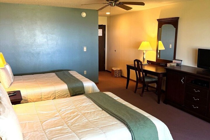 Room 51 of 202