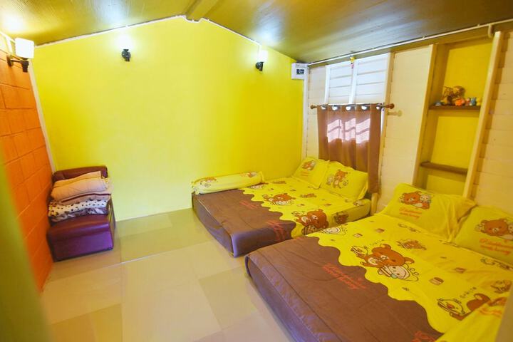 Room 18 of 38