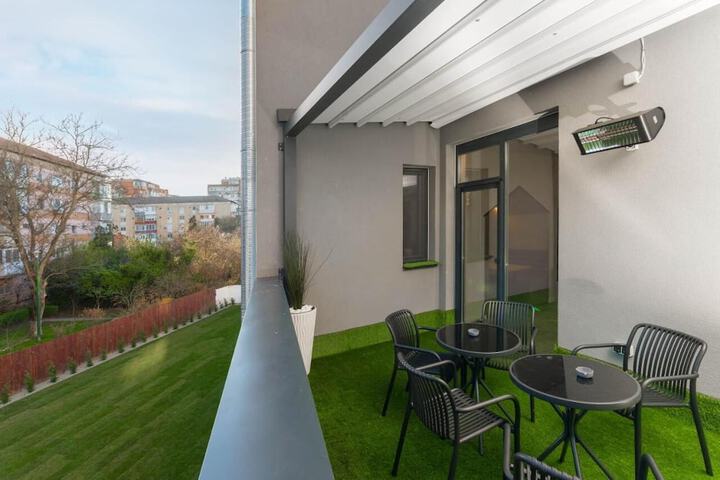 Terrace/Patio 22 of 33