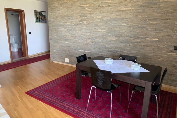 Room 17 of 57