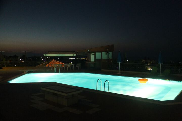 Pool Hotel